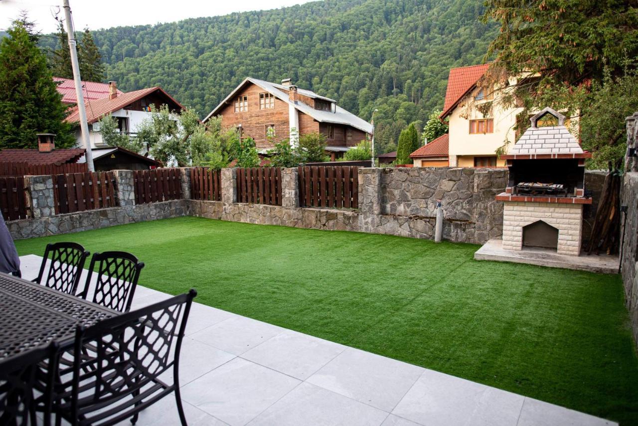Holiday Home In Sinaia Exteriör bild